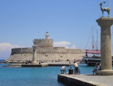 Έπιασαν τον νέο Τούρκο πρόξενο να οδηγεί μεθυσμένος στη Ρόδο